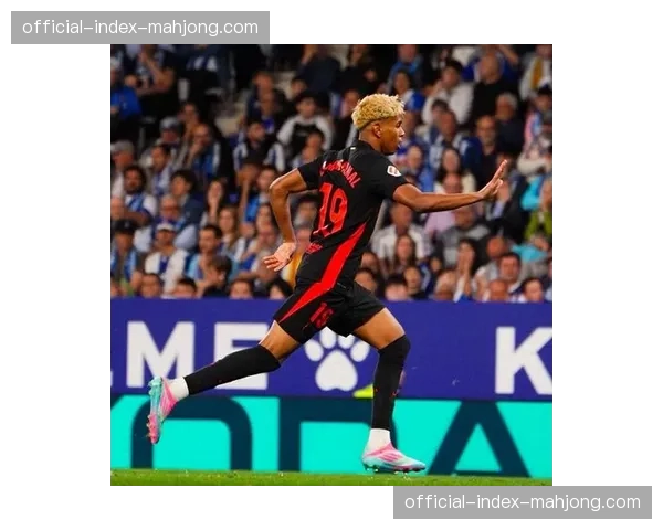 加泰德比火药桶！亚马尔冲击西甲助攻王，西班牙人防线能否顶住巴萨主场15连胜？